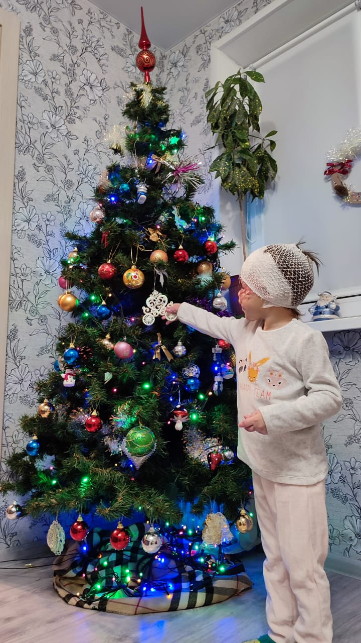 Алене уже сняли лангеты с рук Алене уже сняли лангеты с рук