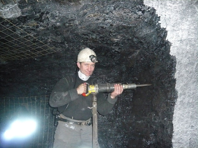 Главное чудо 2022-го: кузбассовец, продержавшийся 150 часов под завалом в шахте — о спасении и погибшем товарище