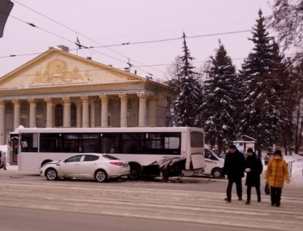 Информация о ДТП подтверждается в сервисе 2ГИС Информация о ДТП подтверждается в сервисе 2ГИС