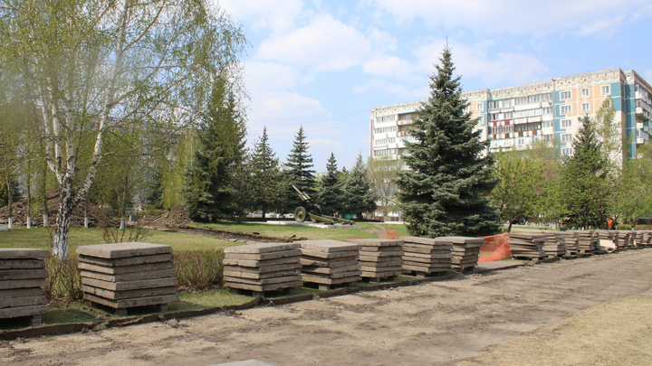 Власти Новокузнецка выделили почти 400 млн рублей на реконструкцию сквера и установку стелы