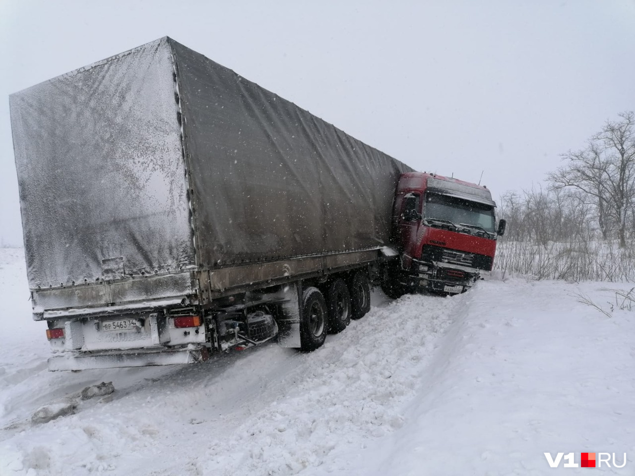 Авария произошла в Суровикинском районе