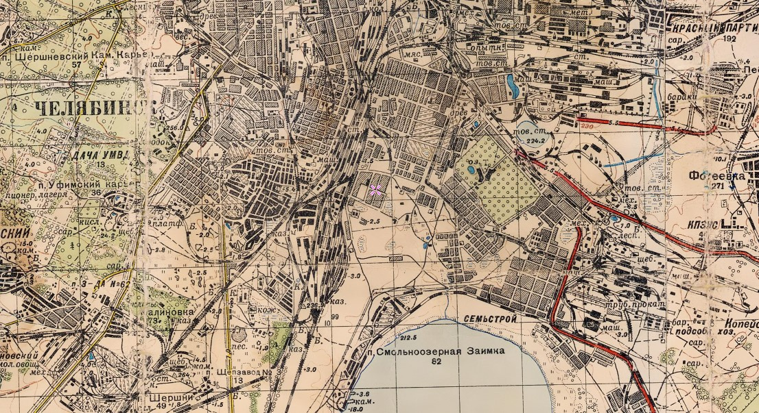 На карте 1948 года железнодорожные пути обозначены пунктиром