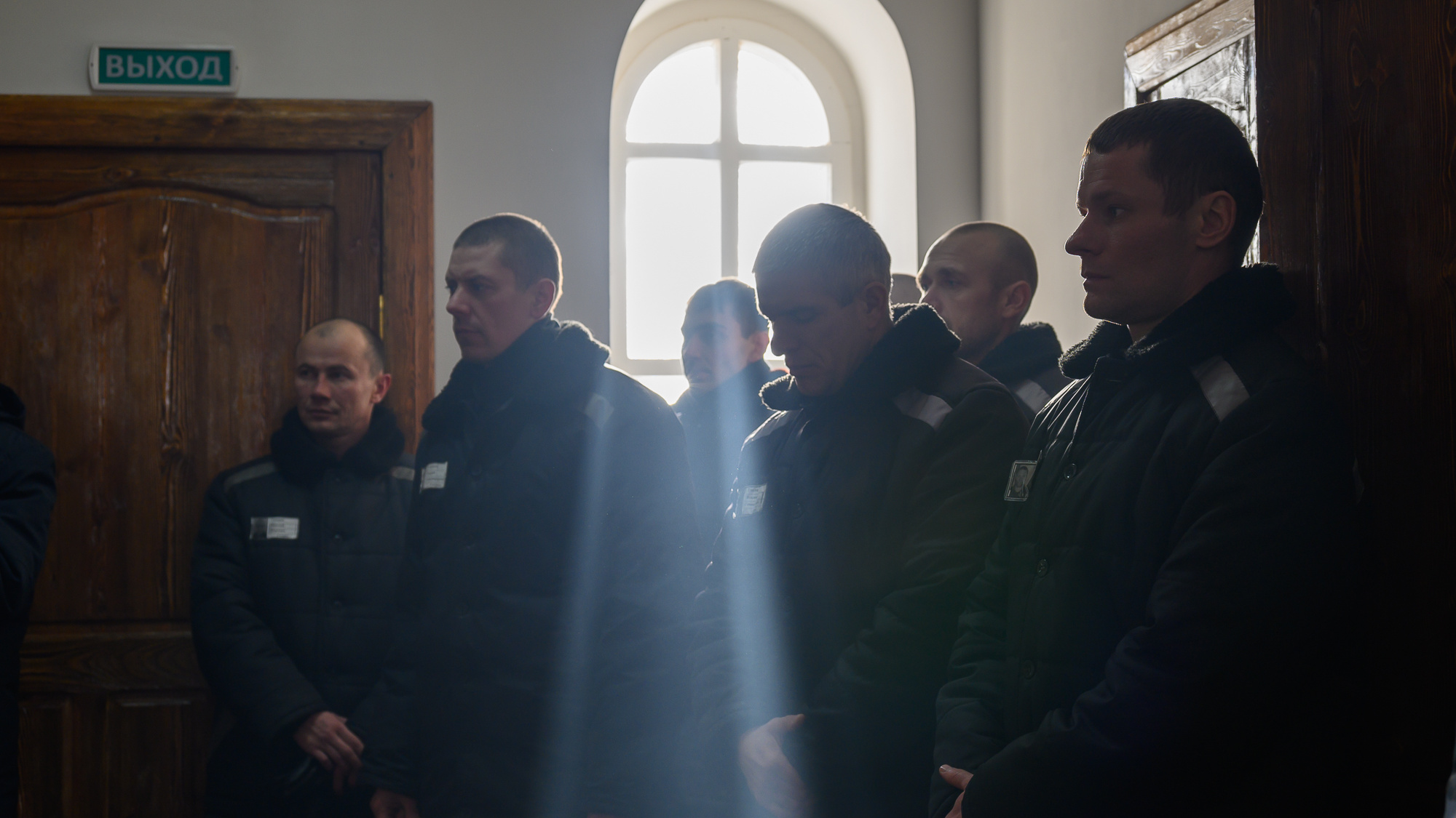 «Из СИЗО просятся туда сами»: правозащитники — о вербовке московских заключенных в ЧВК «Вагнер»