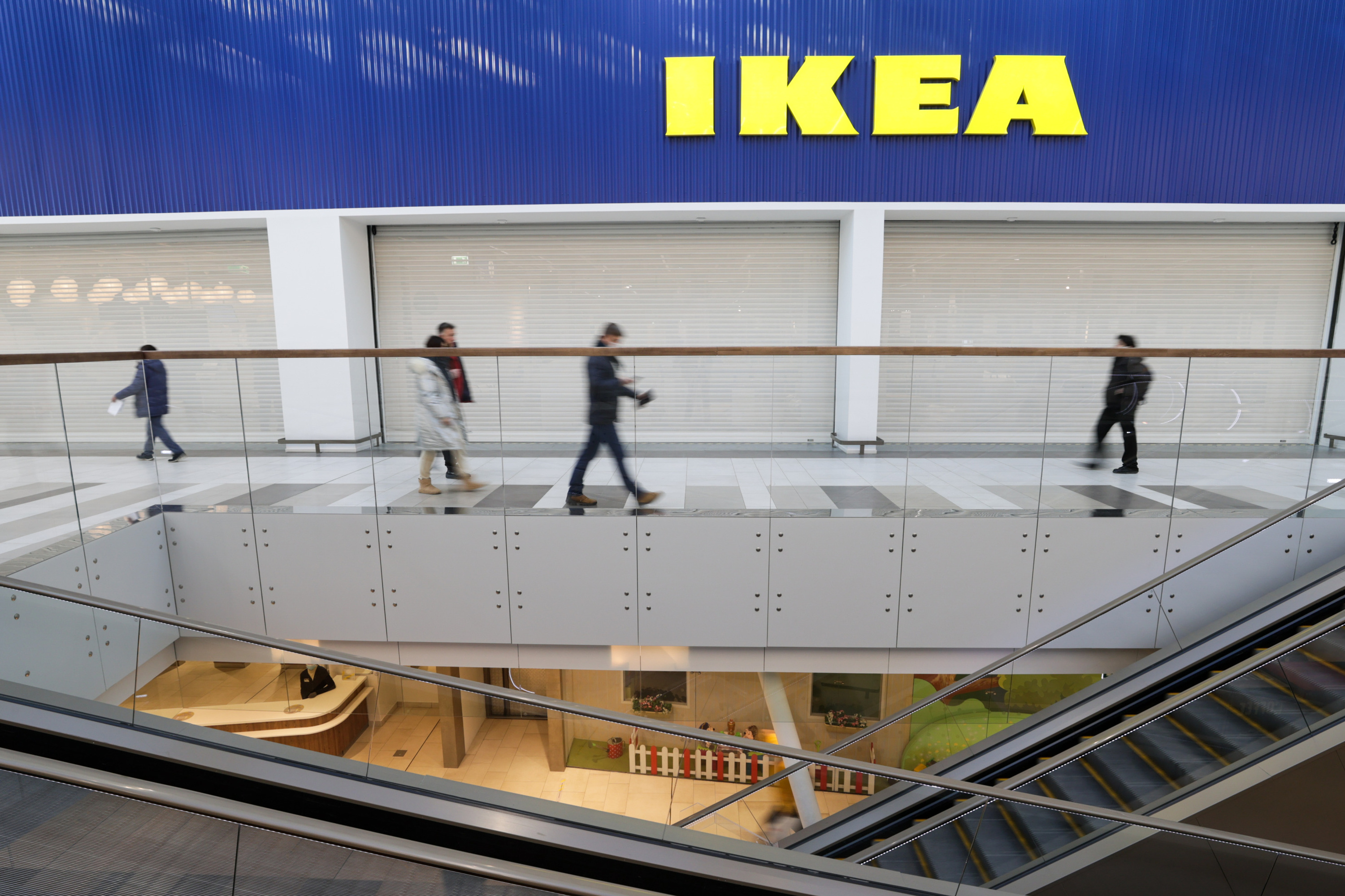 Икеа собирается возвращаться. Ikea закрылась. Икеа закрывает магазины. Икеа закрыли в России. Ikea в России.
