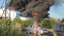 «Скорая уже на месте»: в Ярославской области загорелся гигантский склад