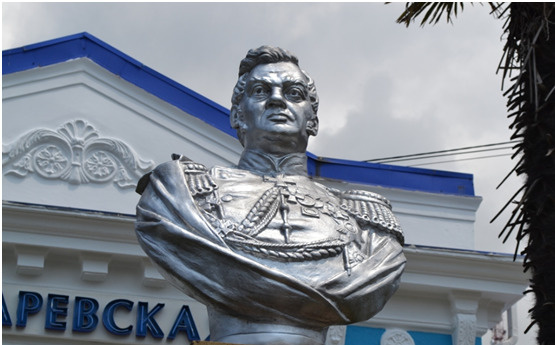 Памятник генералу Лазареву в одноименном поселке возмущает черкесов
