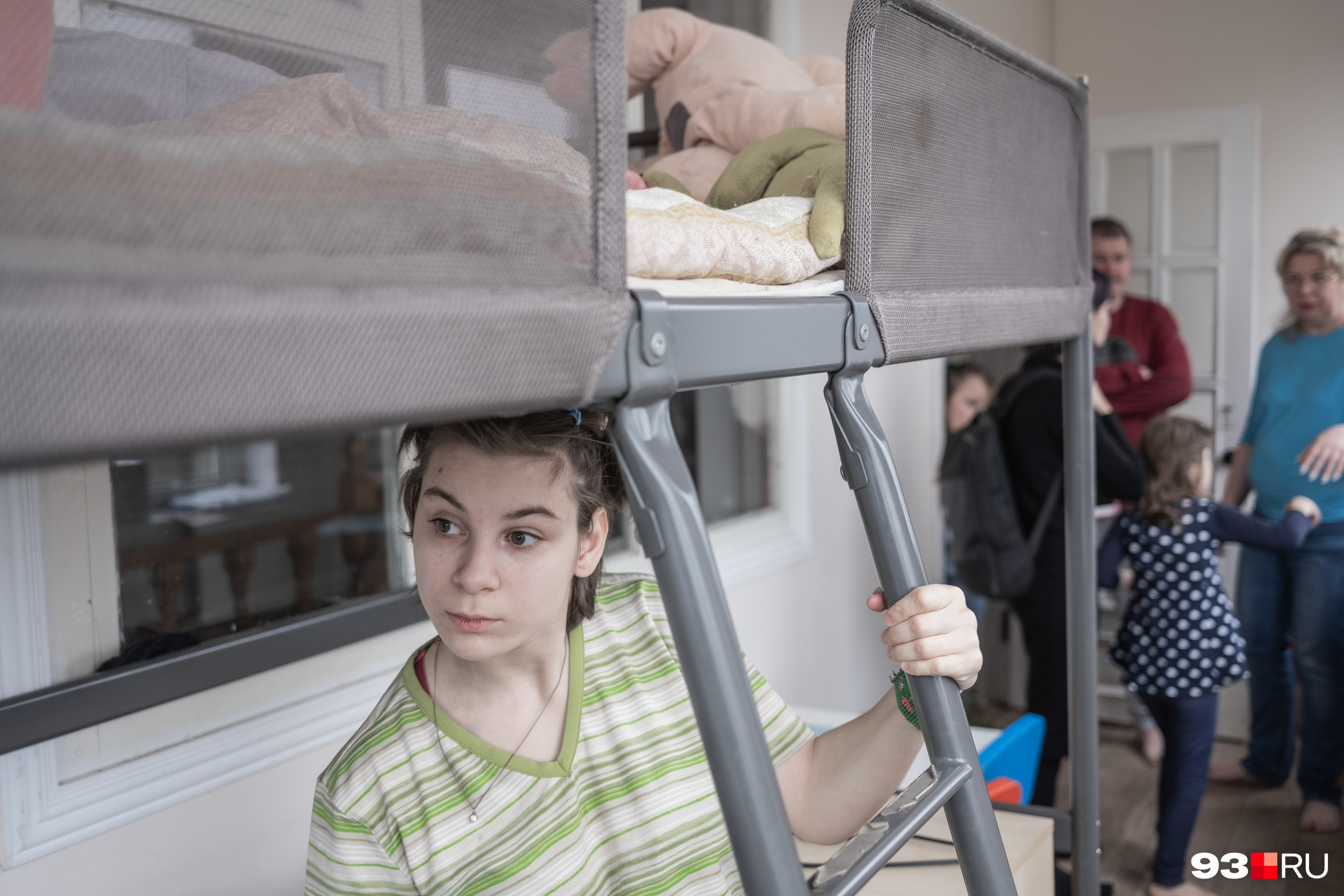 В борьбе за Аллу Ефимовы сделали очень дерзкую вещь для приемных родителей — подали в суд на отдел опеки. Именно этот поступок и усугубил конфликт, считают они В борьбе за Аллу Ефимовы сделали очень дерзкую вещь для приемных родителей — подали в суд на отдел опеки. Именно этот поступок и усугубил конфликт, считают они