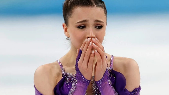 Камилу Валиеву могут дисквалифицировать на <nobr class="_">4 года</nobr>. Она рискует лишиться золотой олимпийской медали