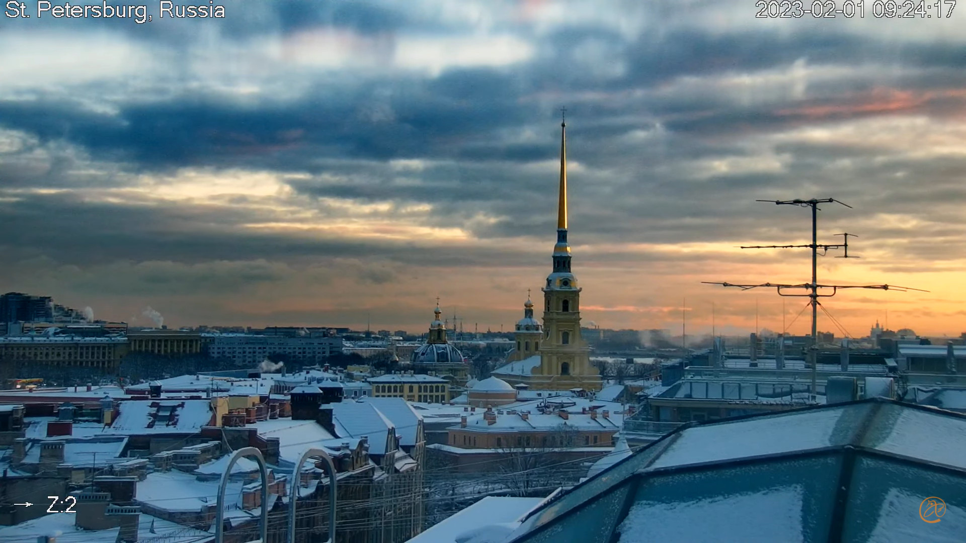 Акварельный рассвет открыл в Петербурге февраль