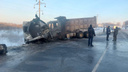 В Томской области на трассе грузовик столкнулся со скорой — четыре человека погибли