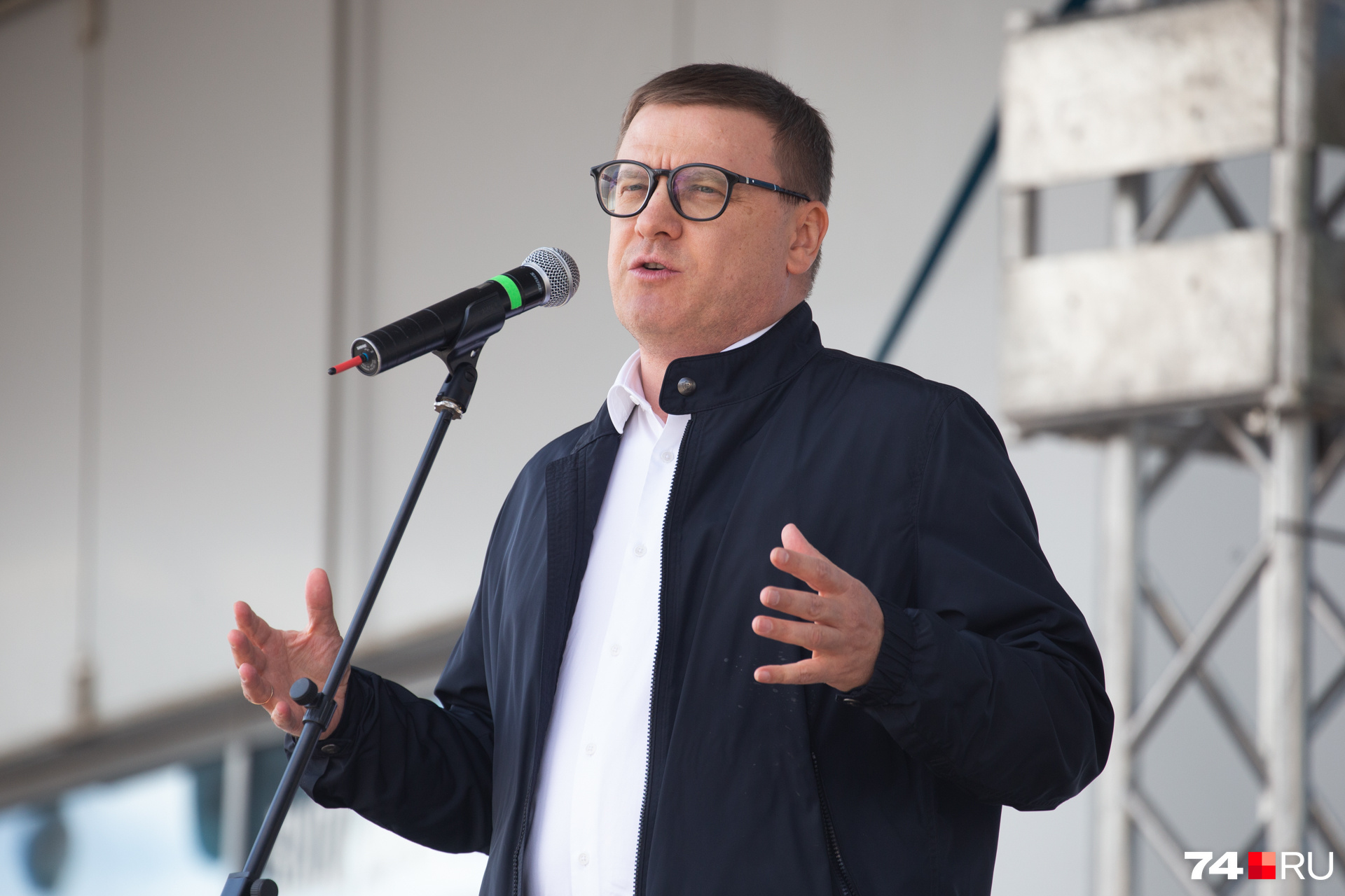 «Видел вот таких осетров» «Видел вот таких осетров»