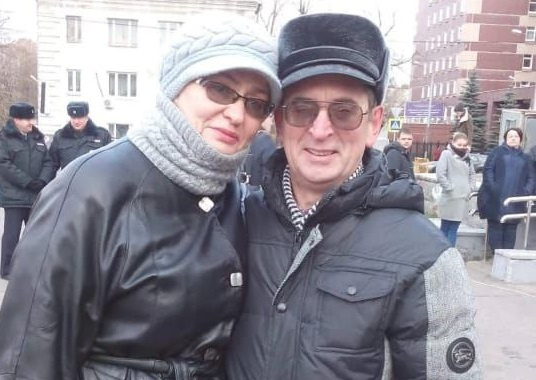 Сергей Будницкий и еще одна заложница Светлана Губарева, ее историю читайте ниже