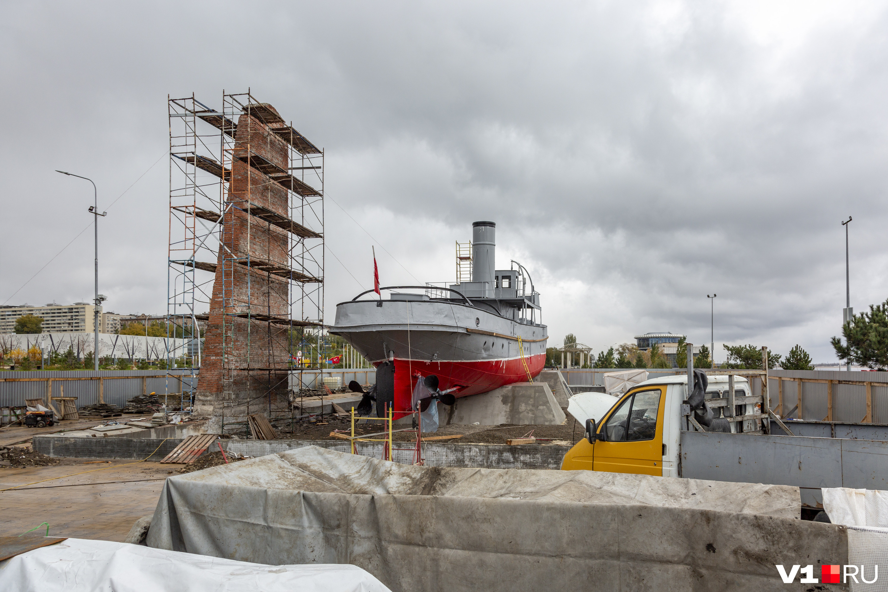 В Волгограде сорвали срок реставрации парохода-памятника «Гаситель» в пойме  Царицы 7 ноября 2022 г. - 8 ноября 2022 - v1.ru