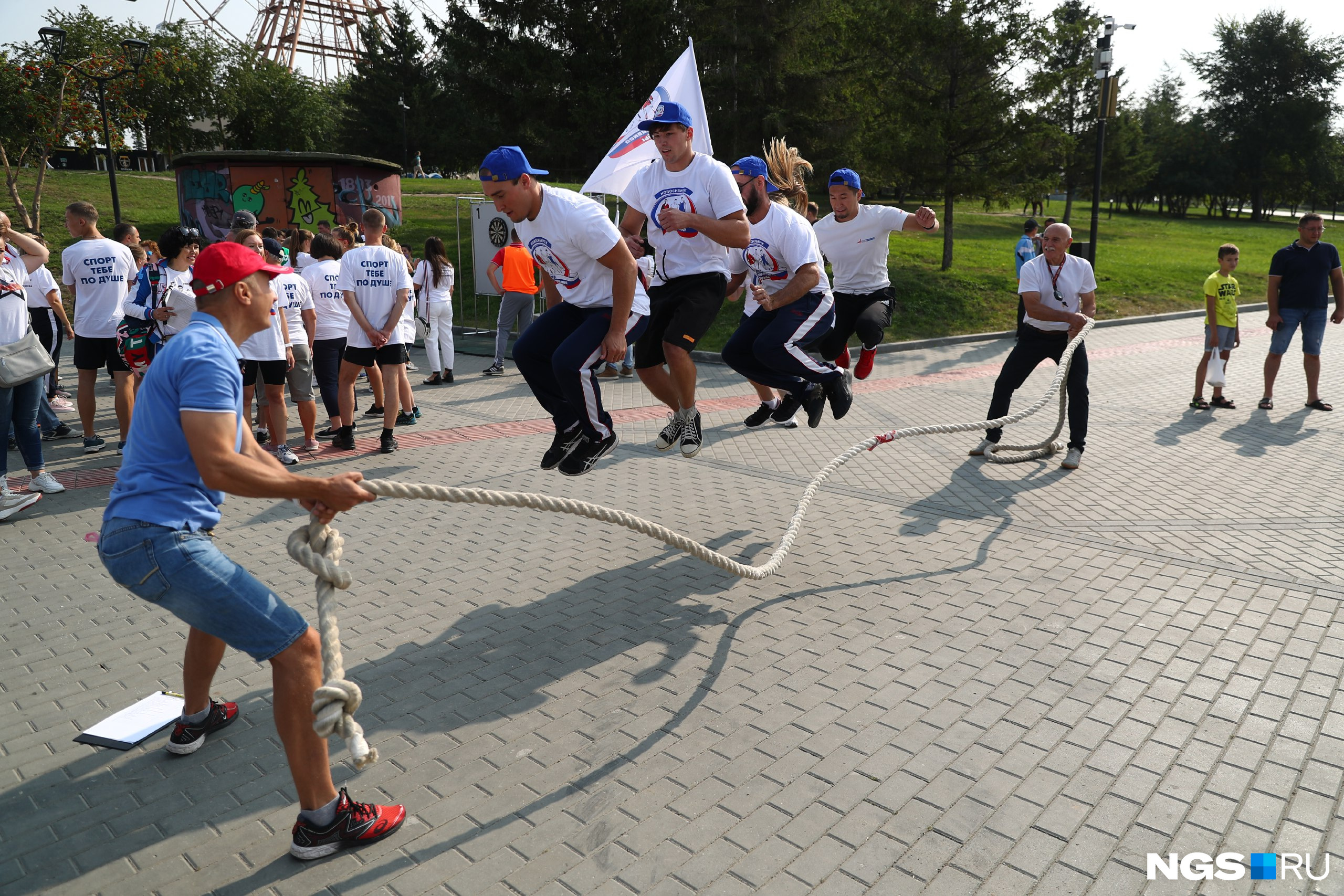22 день спорта. День физкультурника. День физкультурника Новосибирск. День физкультурника 2022 Новосибирск Михайловская набережная. День физкультурника 2022 Новосибирск.