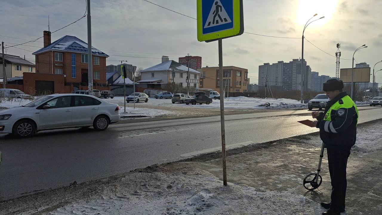 В Екатеринбурге несколько дней искали водителя, сбившего школьника на Широкой Речке. А он оказался выдумкой