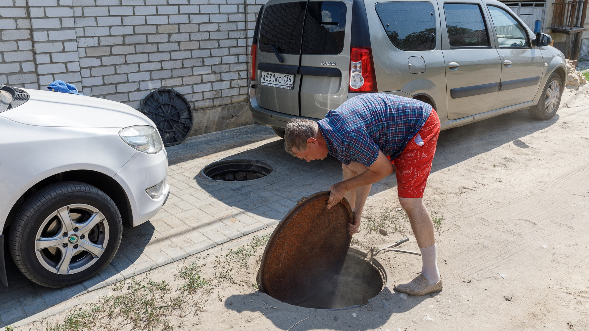 «Назревает социальный взрыв»: жители Волгограда обратились к Путину, требуя спасти от коммунальщиков