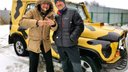 На Донбасс из Новосибирска отправят тюнингованный внедорожник: его перекрасят из желтого в хаки