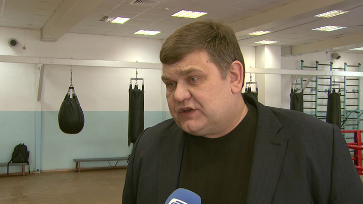 Уволился директор боксерского центра, предложивший тренеру Сергея Ковалева стать водителем автобуса