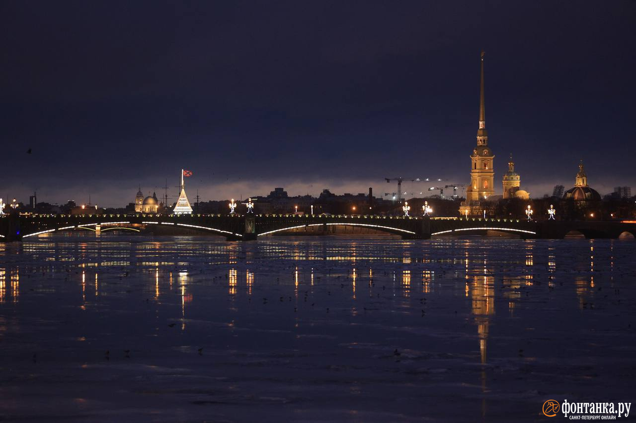 Фото Петербурга вечером 16 января 2023 г. - 16 января 2023 - ФОНТАНКА.ру