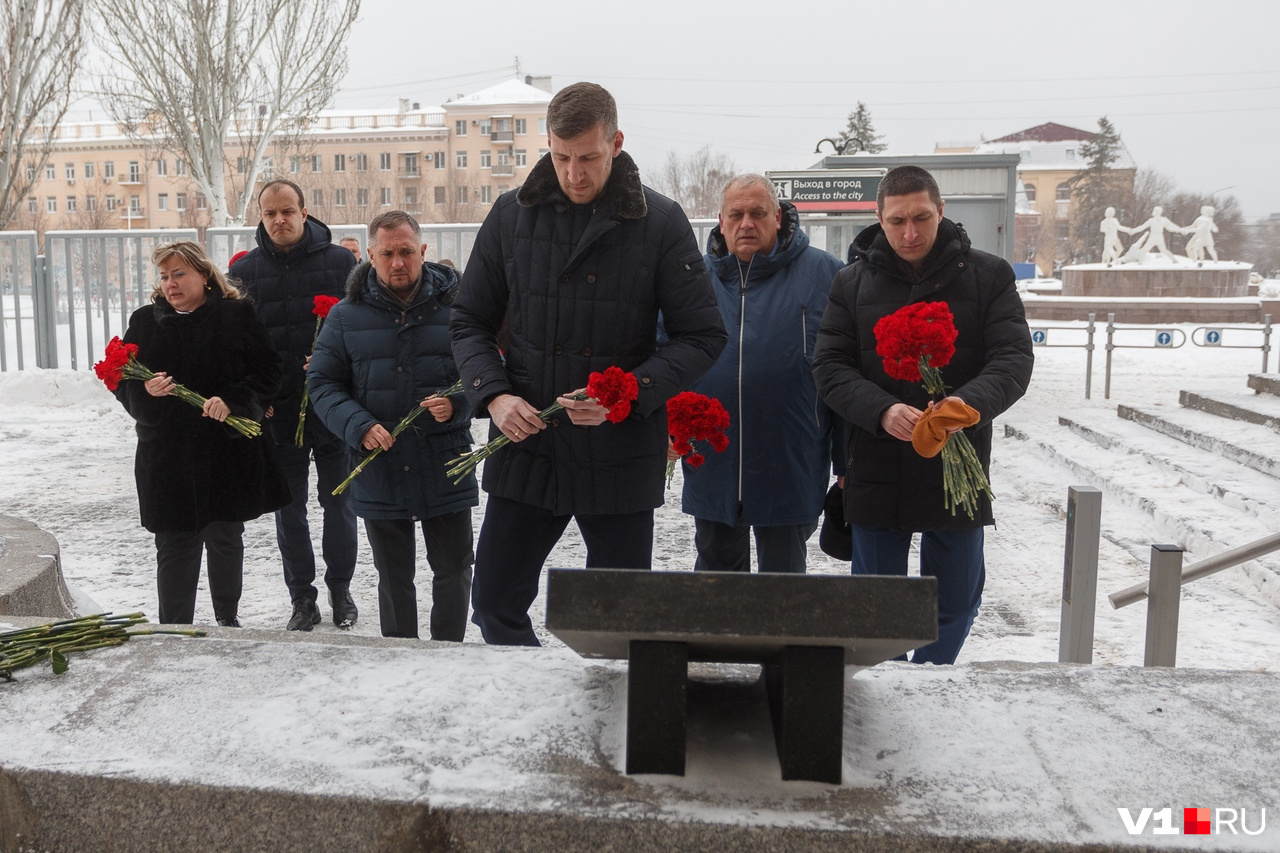 29 декабря 2013 год. 29 Декабря 2013 Волгоград. 29 Декабря 2013 года теракт в Волгограде. Теракт в Волгограде 2013 вокзал. Взрыв в Волгограде на вокзале 29.12.2013.