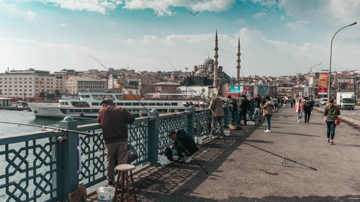 Как переехать в Турцию: где жить, как получить ВНЖ и сколько это будет стоить?