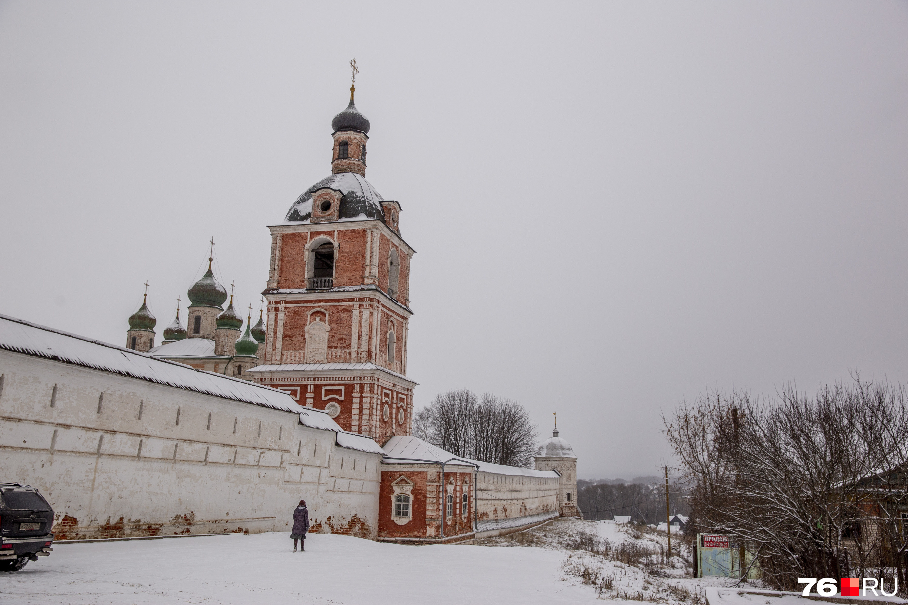 В окрестностях Переславля много монастырей