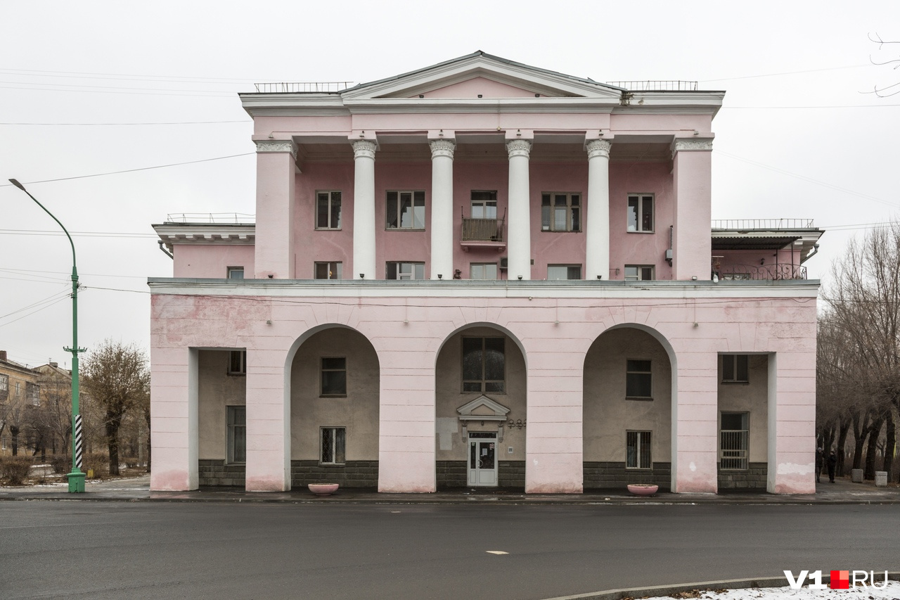 волжский площадь строителей