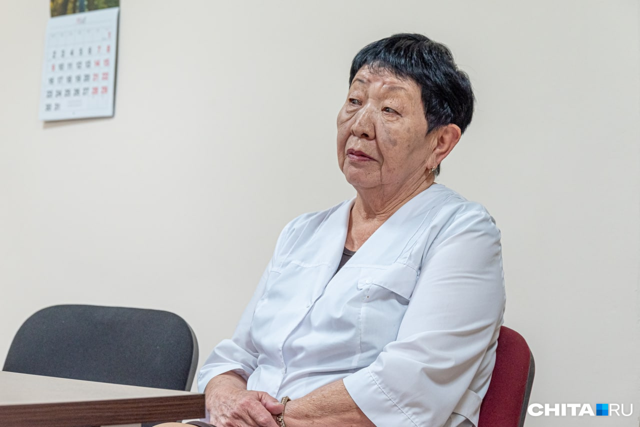 Валентина Капитоновна, несмотря на внешнюю строгость, умеет в себя влюблять непосредственностью и прямотой. Она принимала участие в строительстве этого роддома Валентина Капитоновна, несмотря на внешнюю строгость, умеет в себя влюблять непосредственностью и прямотой. Она принимала участие в строительстве этого роддома