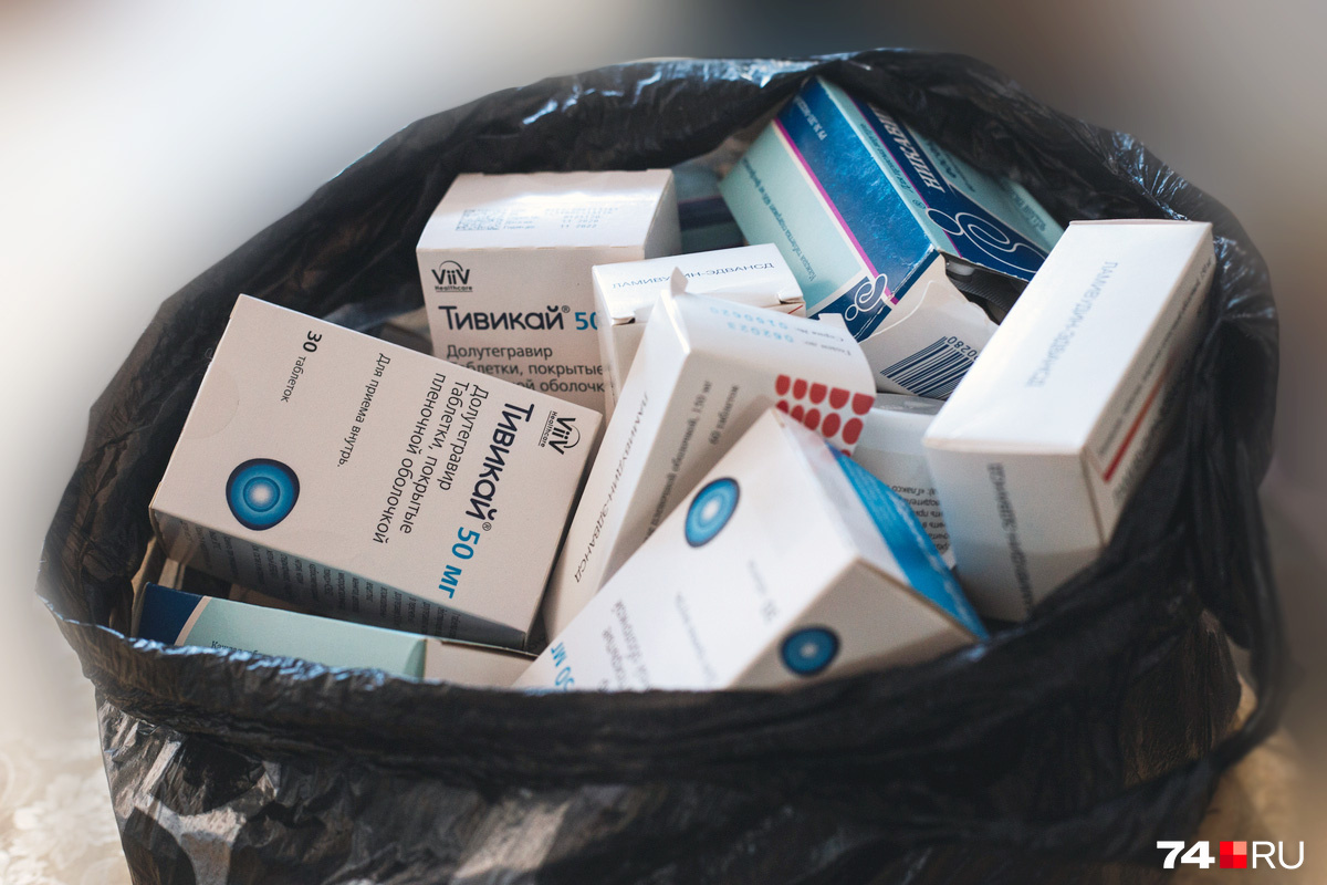 После смерти мамы Ольга нашла целый пакет лекарств для терапии ВИЧ