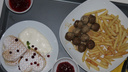Маленькая Швеция: два бывших сотрудника IKEA открыли точку с фрикадельками и вафлями в Новосибирске