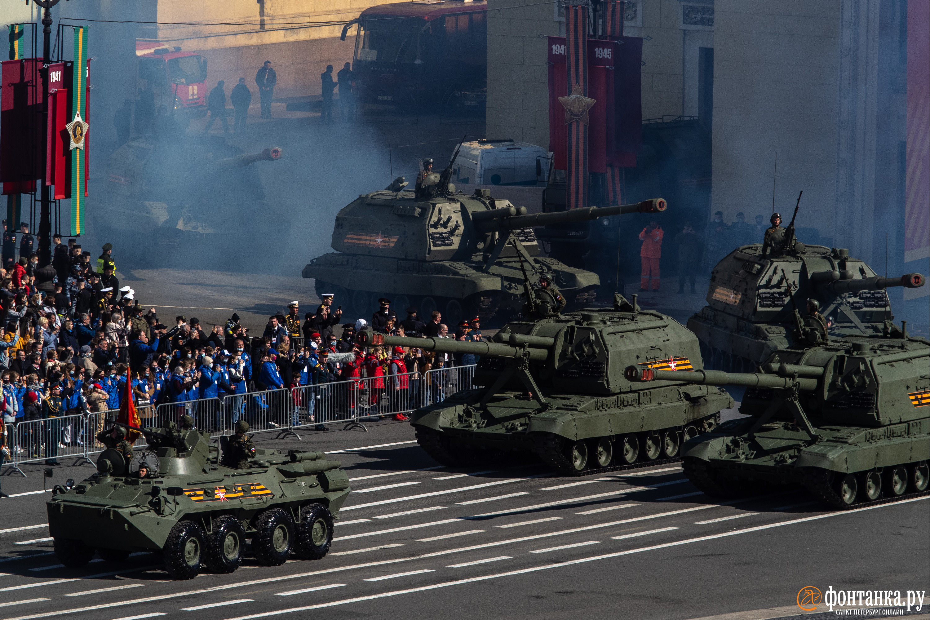 Парад на Дворцовой