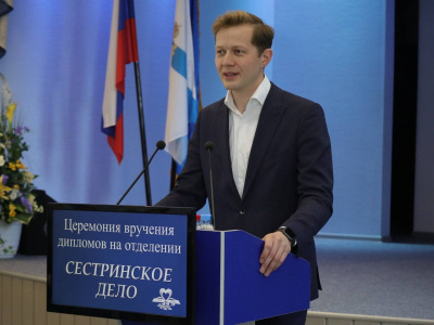 Глава регионального минздрава Александр Герштанский рассказал о программах «Земский доктор» и «Земский фельдшер» Глава регионального минздрава Александр Герштанский рассказал о программах «Земский доктор» и «Земский фельдшер»