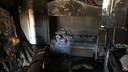 Как выглядит квартира в Оби после пожара, где погибли отец с дочерью: эксклюзивное видео