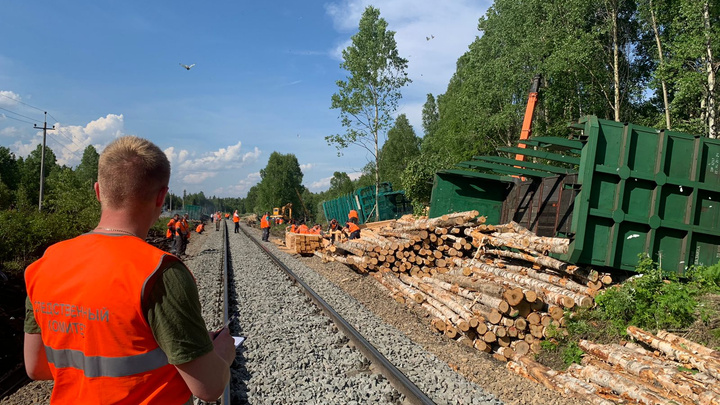 Движение поездов между Ачинском и Лесосибирском восстановлено после катастрофы