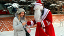 Москвичи рассказали, что попросят у Деда Мороза в Новом году: видеоопрос