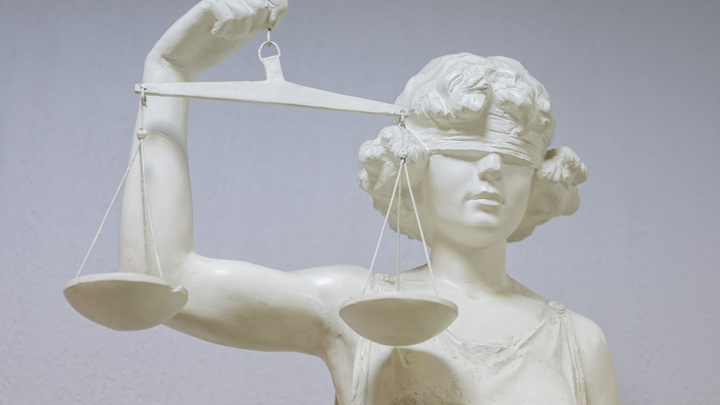 «Тебя посадят в 9 случаях из 10»: красноярские юристы рассказали, почему поправки к закону о самообороне нужны