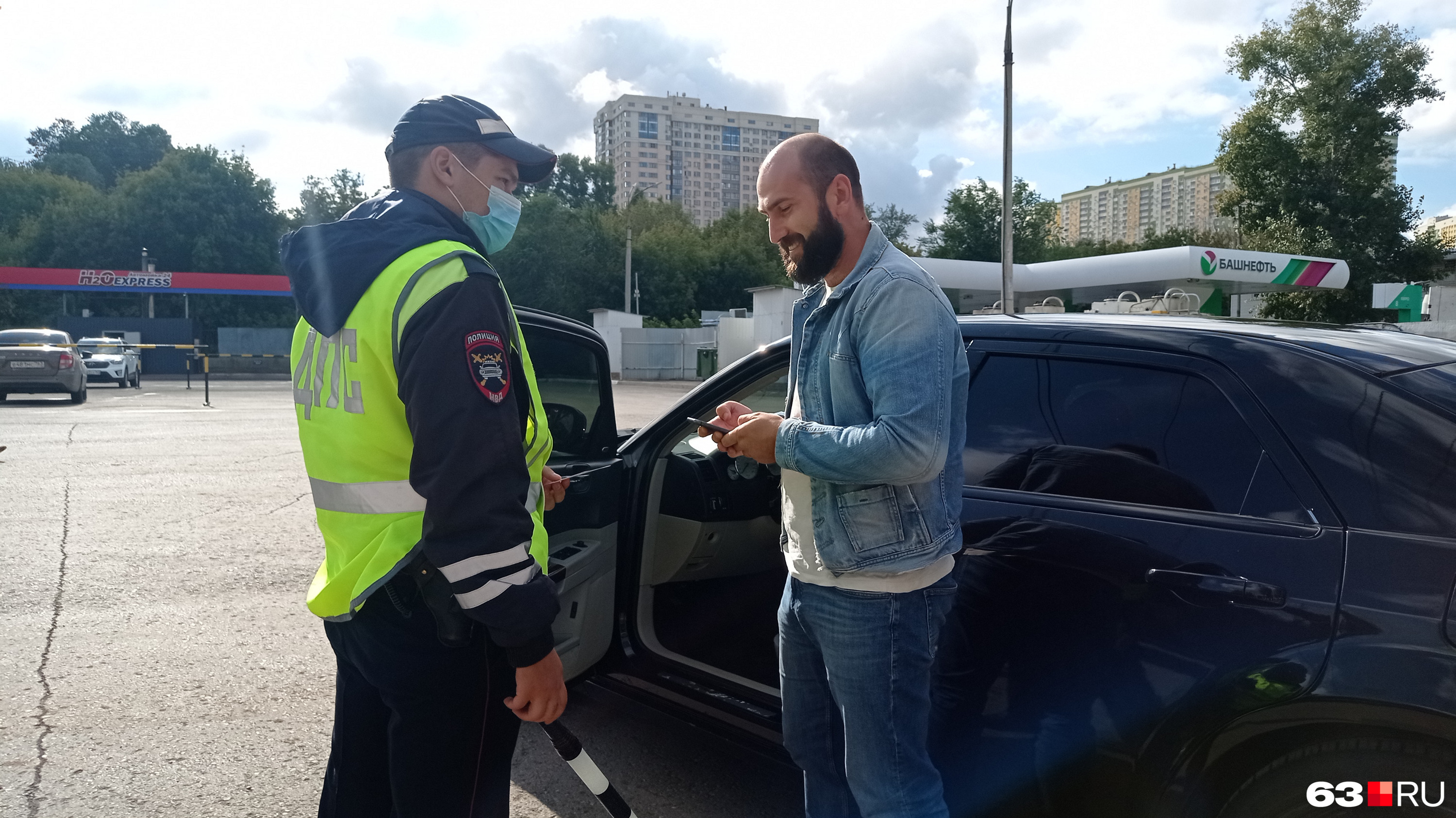 Некоторые автомобилисты утверждают, что будут и впредь наносить тонировку, а подобные проверки их не пугают Некоторые автомобилисты утверждают, что будут и впредь наносить тонировку, а подобные проверки их не пугают