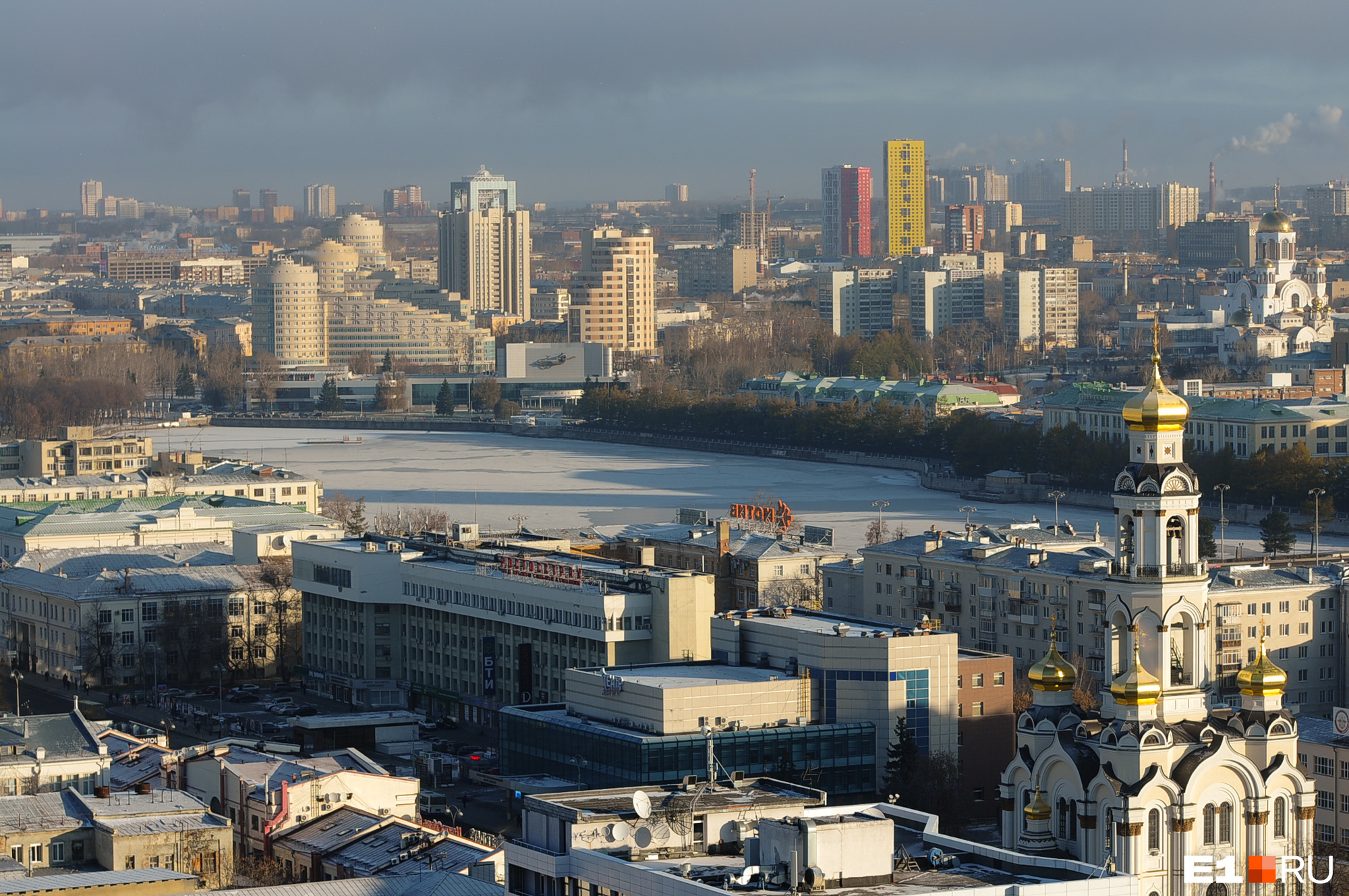 «Люди долго ждали, теперь ждать перестали»: когда упадут цены на квартиры в Екатеринбурге и что стало с рынком