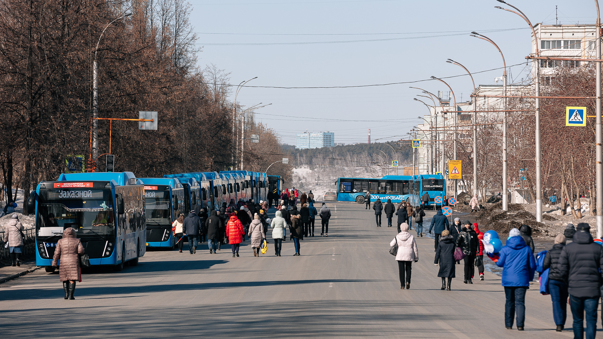 Автобусы Кемерово. Кемерово 2022. Автобус Кузбасс. Кемерово апрель. 156 автобус кемерово