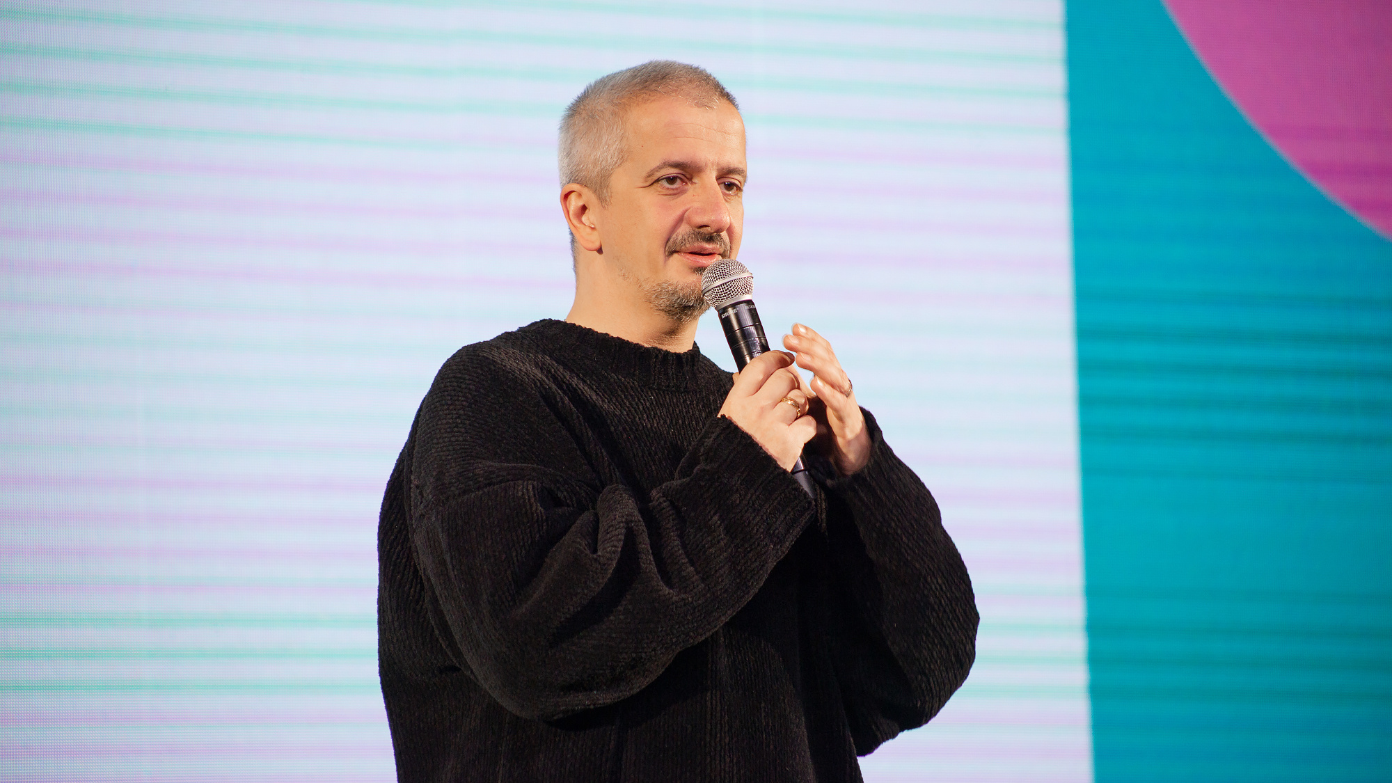 «Я раздел человека на сцене один раз»: режиссер Константин Богомолов выступил в Иркутске на фестивале «Энергия»