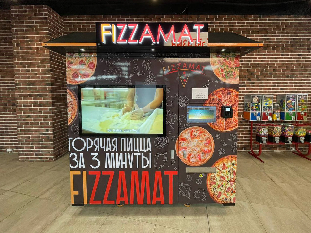 «Я как последний из могикан». Как финн ведет бизнес в России и открывает первые пиццематы в Петербурге