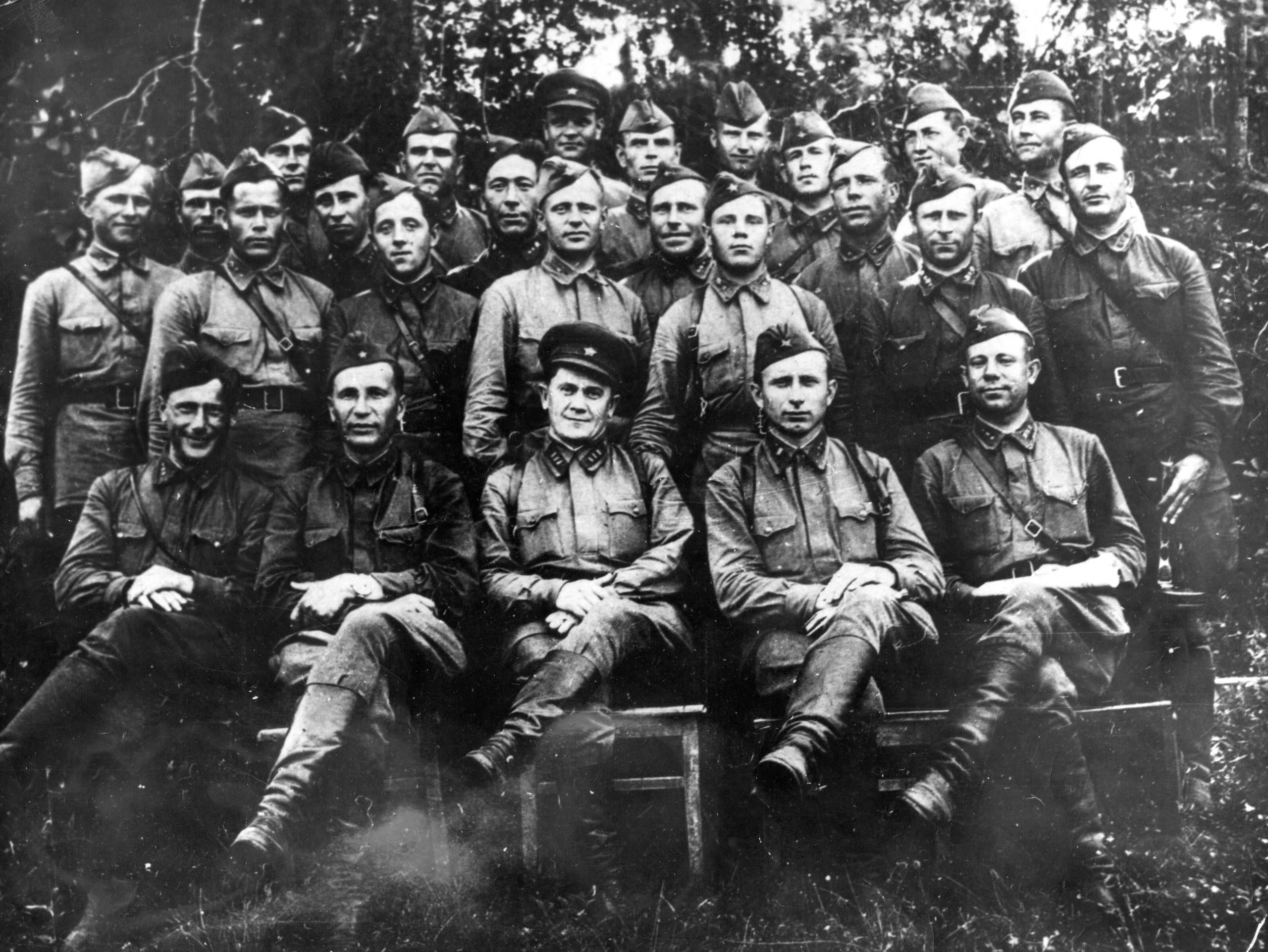 На снимке — группа офицеров <nobr class="_">1228-го</nobr> стрелкового полка <nobr class="_">368-й</nobr> стрелковой дивизии. Февраль, 1942 года