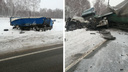 В Новосибирской области столкнулись три грузовика — один водитель погиб