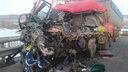 Под Челябинском в аварию с двумя фурами попал водитель из Самарской области