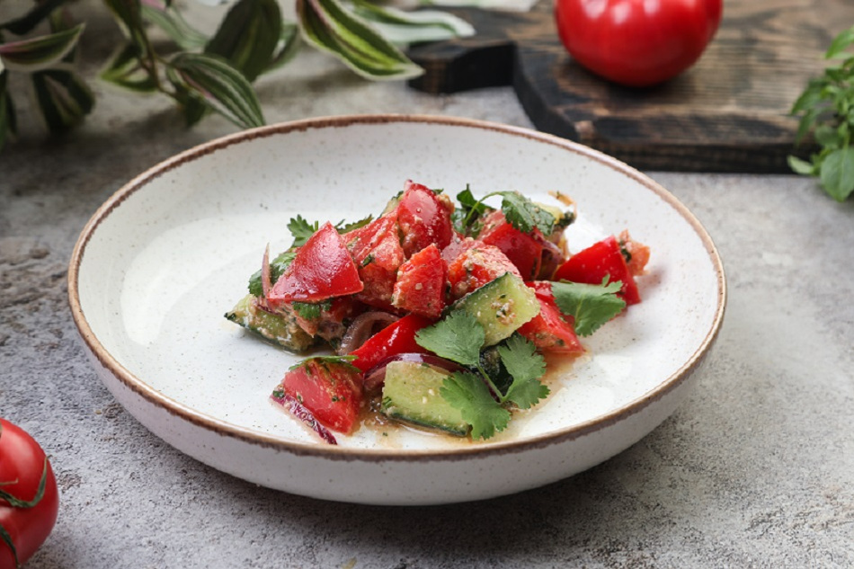 Деликатесный салат – кулинарный рецепт