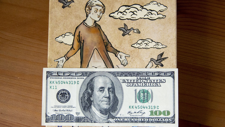 А нужен ли доллар? Что сейчас делать с валютой в России