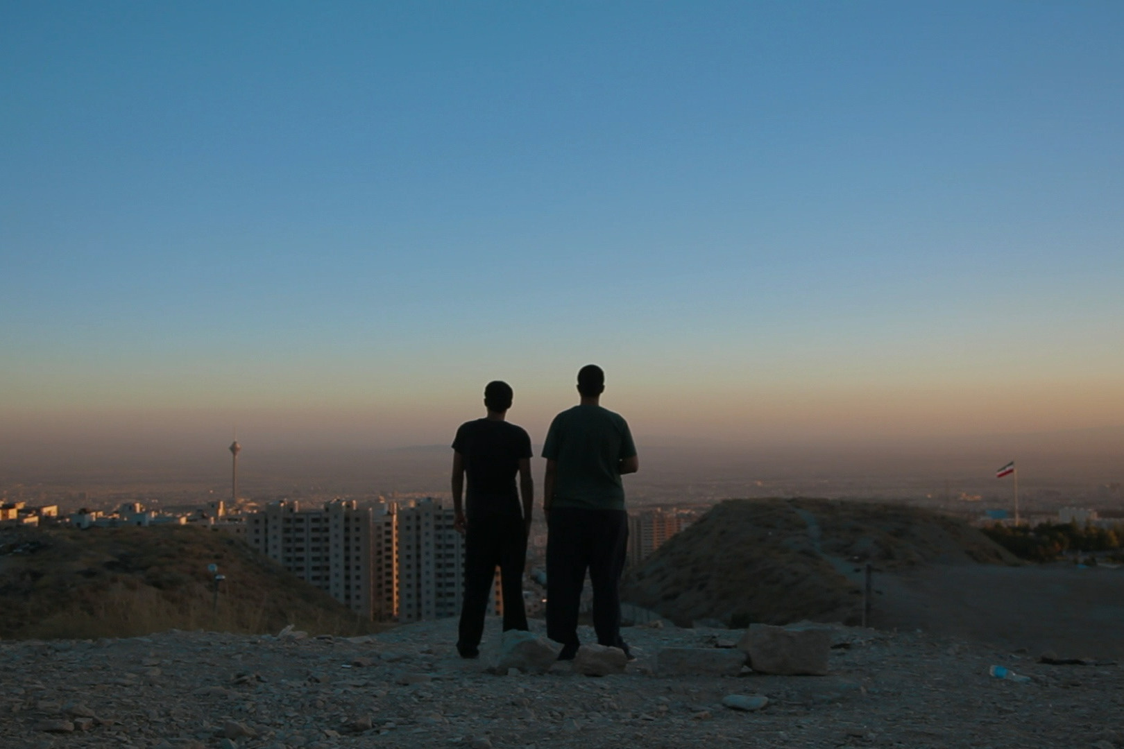 Кадр из фильма «Рейв в Иране» в программе Best of Beat