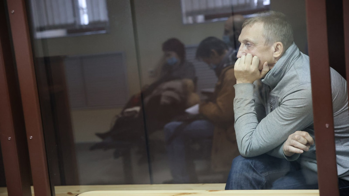 Суд установил вину экс-замов Тулеева и бывшего главы СК по Кузбассу по делу о вымогательстве
