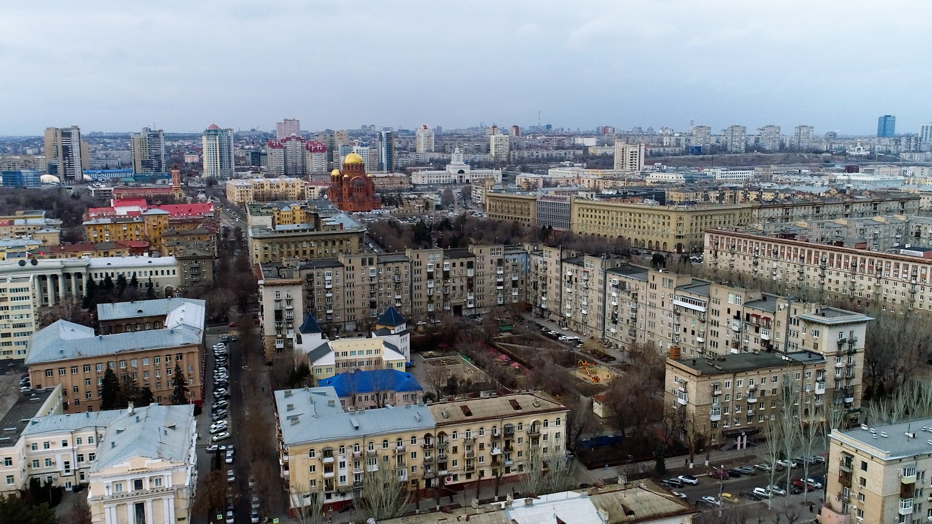 «Народ привык жить ни с чем»: колонка о том, что будет, если Волгоград потеряет статус города-миллионника