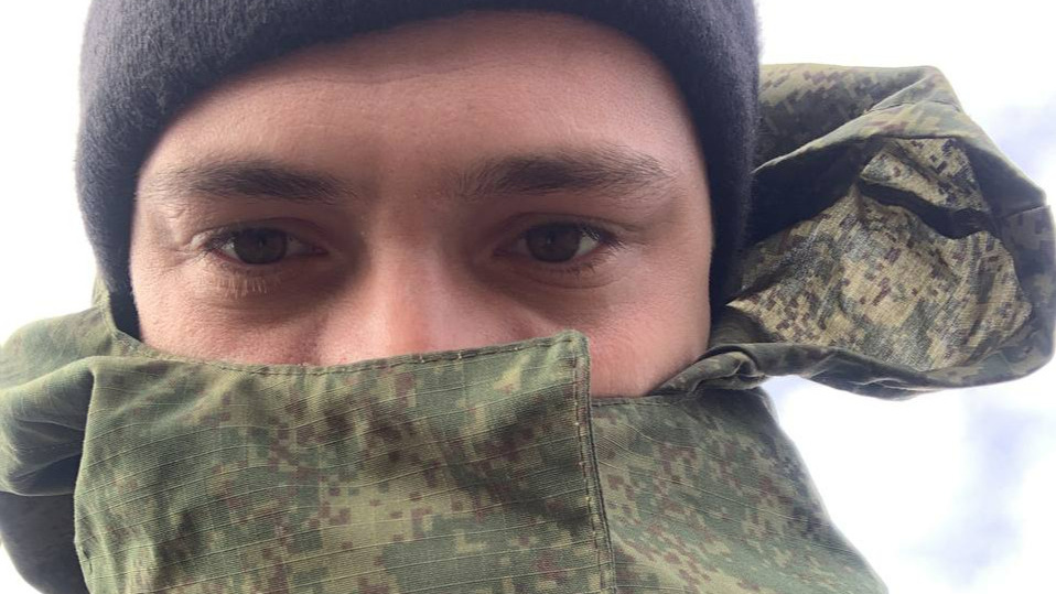 «Кто-то втроем одного побили»: мобилизованный казанец рассказал, как проходит их военная подготовка